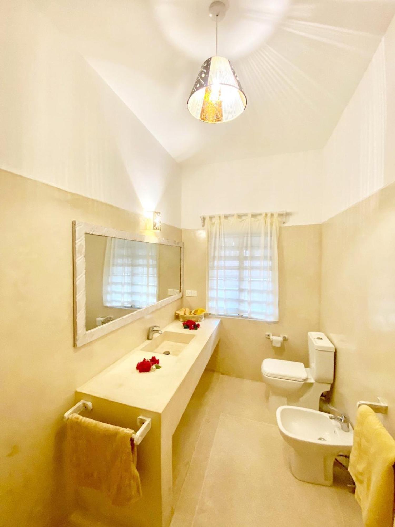 Blue Diamond Villa Watamu Exterior foto