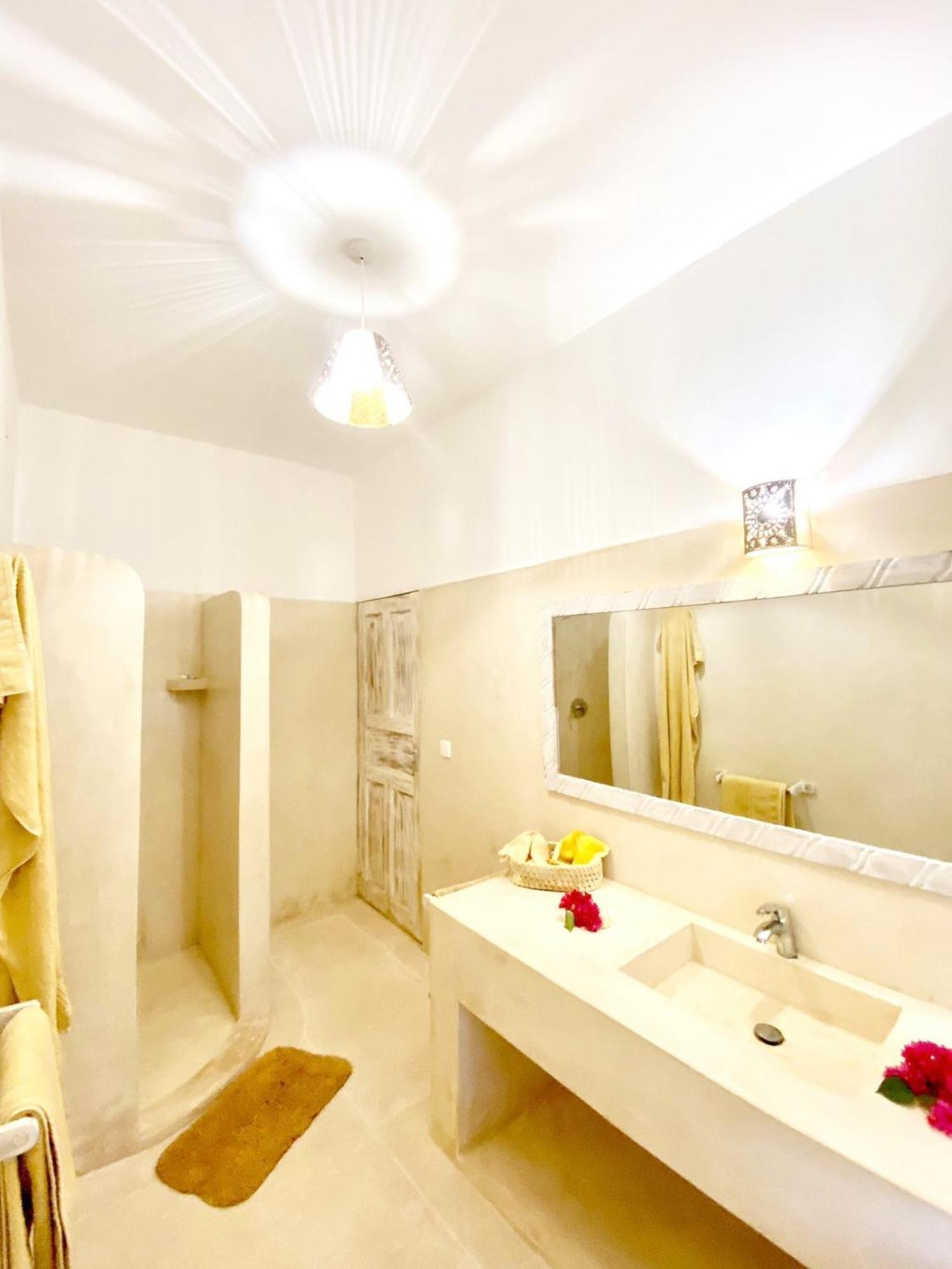 Blue Diamond Villa Watamu Exterior foto